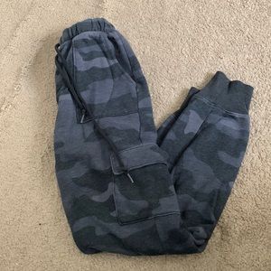 PINK Victoria’s Secret Camouflage Sweatpants/Jogger !